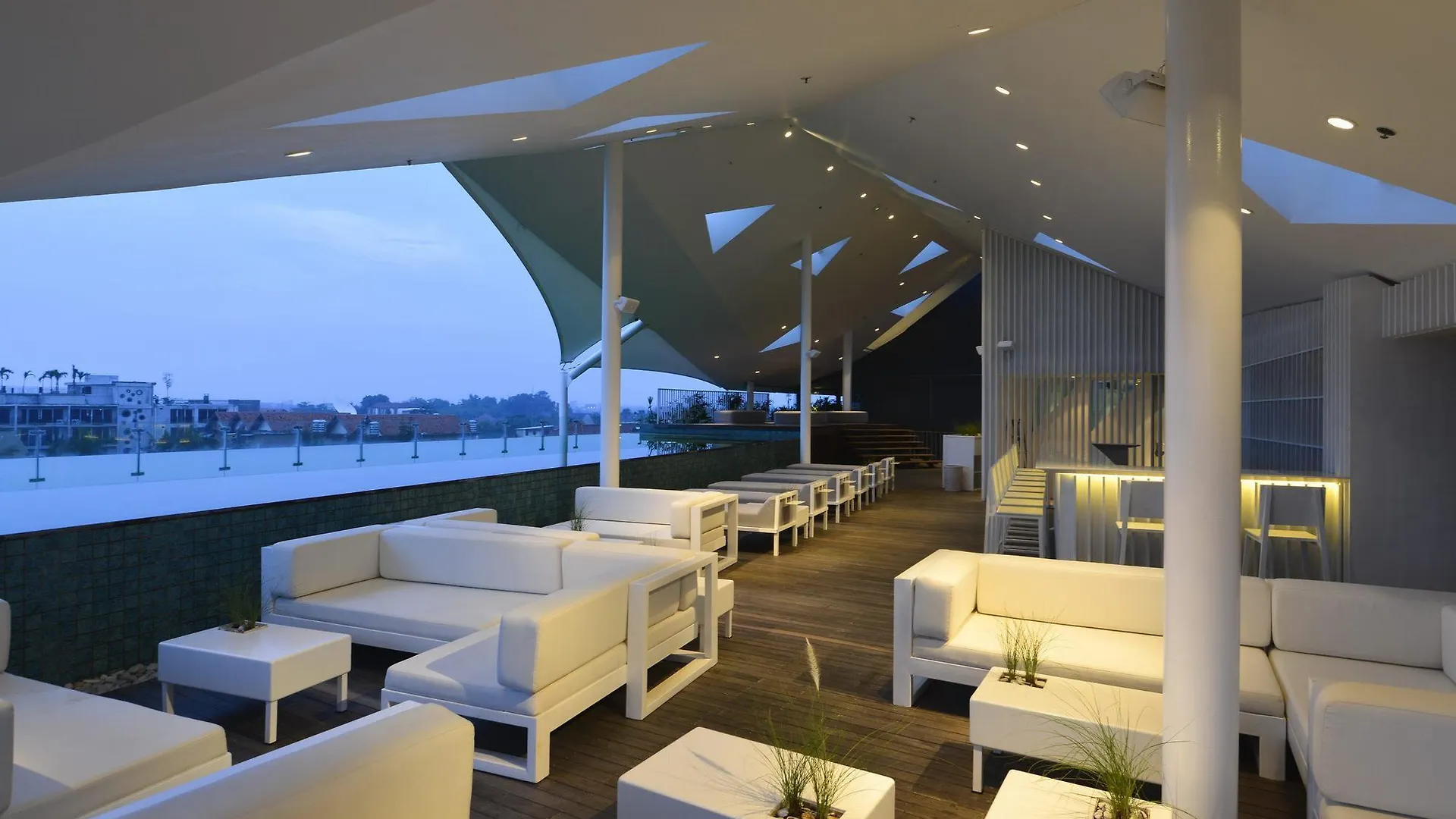 Ize Seminyak By Lifestyleretreats Hotel