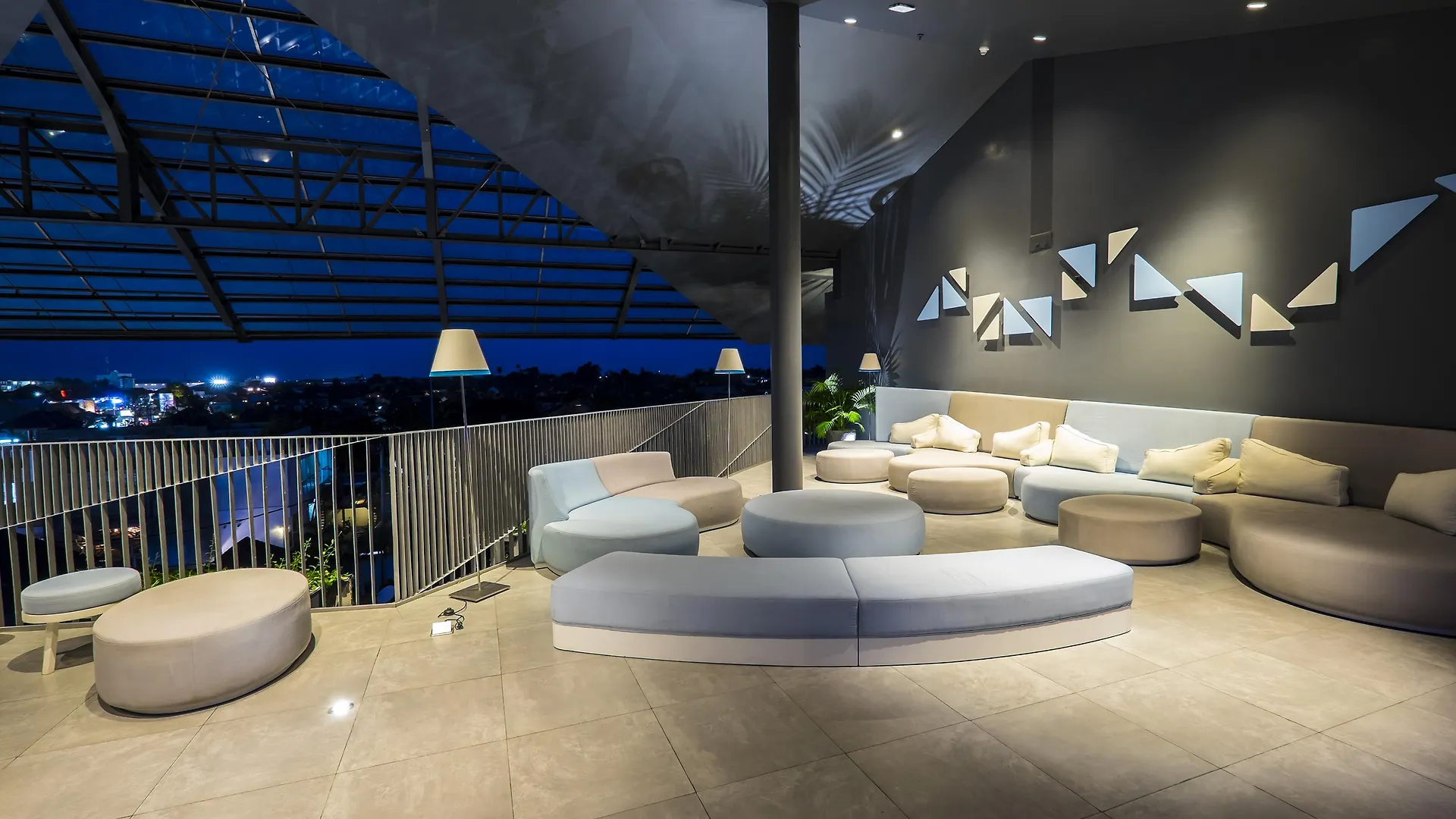 Ize Seminyak By Lifestyleretreats Hotel